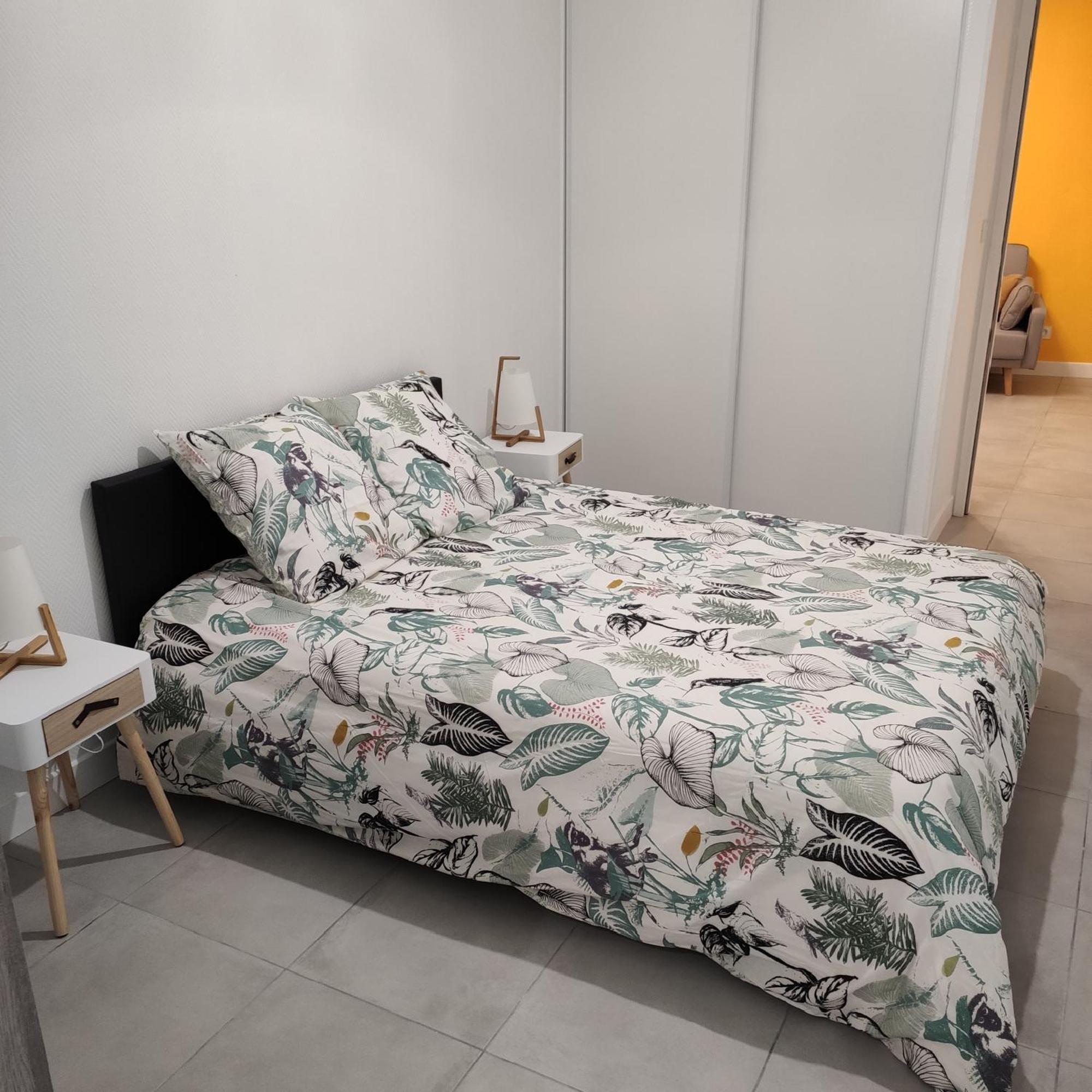 לה מאנש Appartement Cosy Avec Place De Parking Privee מראה חיצוני תמונה